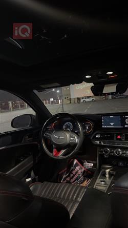 جنسس G70